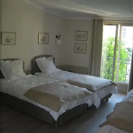 Les Jardins De La Livrée Couette-café Villeneuve-lès-Avignon